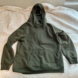 Banana Republic/Old Navy Men’s Medium Fleece Hunter Green Hoodie. Gently Used